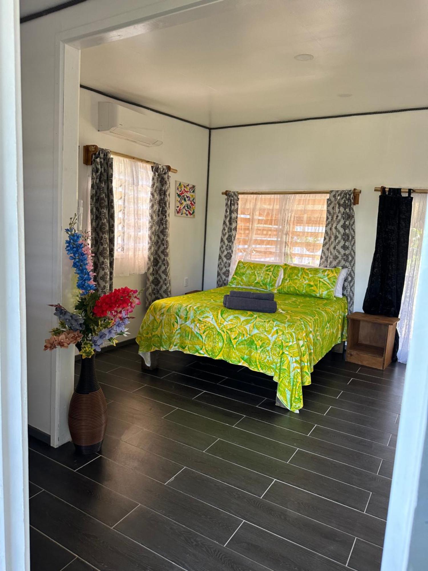 Rangiriri Vacay Unit 2 Villa Arutanga Ngoại thất bức ảnh