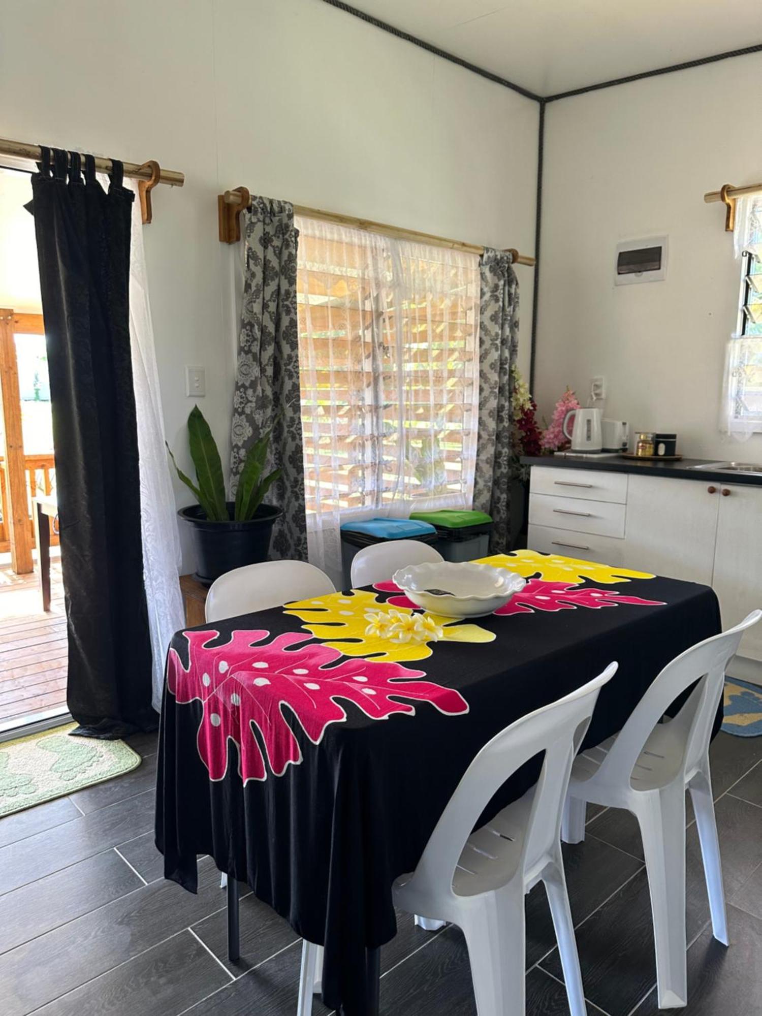 Rangiriri Vacay Unit 2 Villa Arutanga Ngoại thất bức ảnh